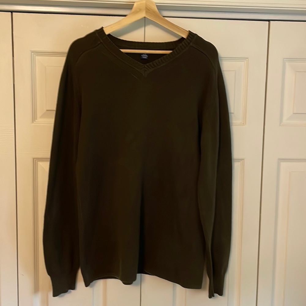 GAP. MENS SWEATER DARK OLIVE. CREWNECK. HEAVY. 100% COTTON.